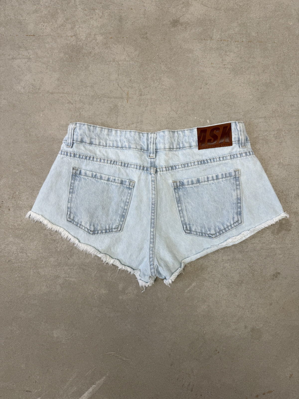 SHORT KHLOE (tiro bajo)