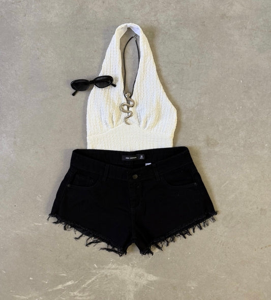 SHORT INTENSE BLACK