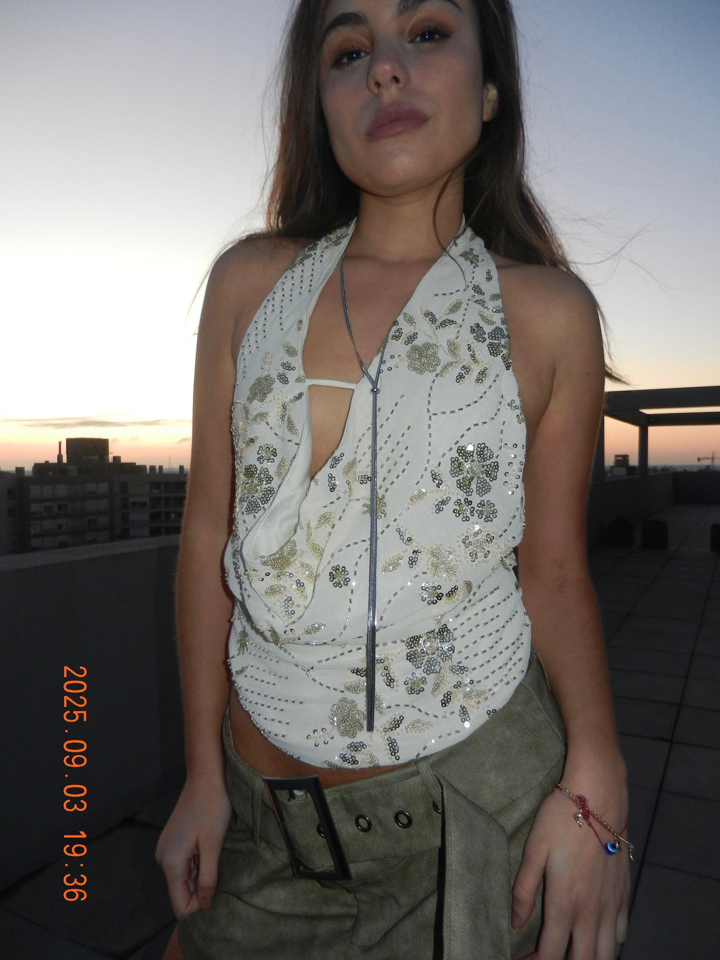 TOP CAMELIA