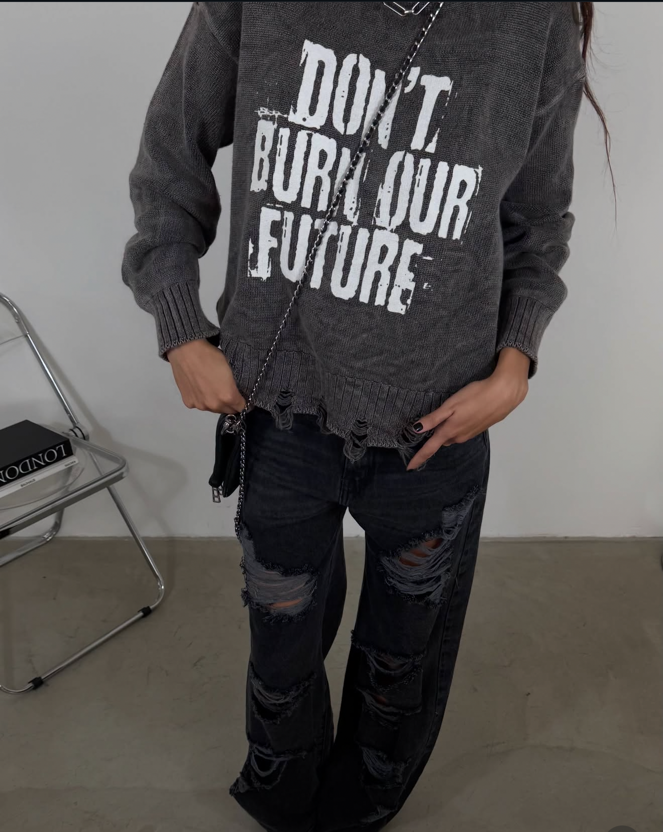 SWEATER FUTURE