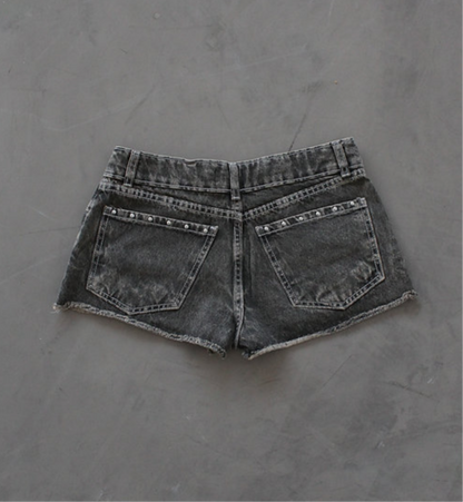 SHORT SIDE