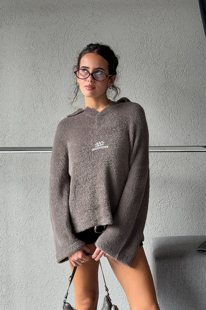 SWEATER ODD STUDIOS