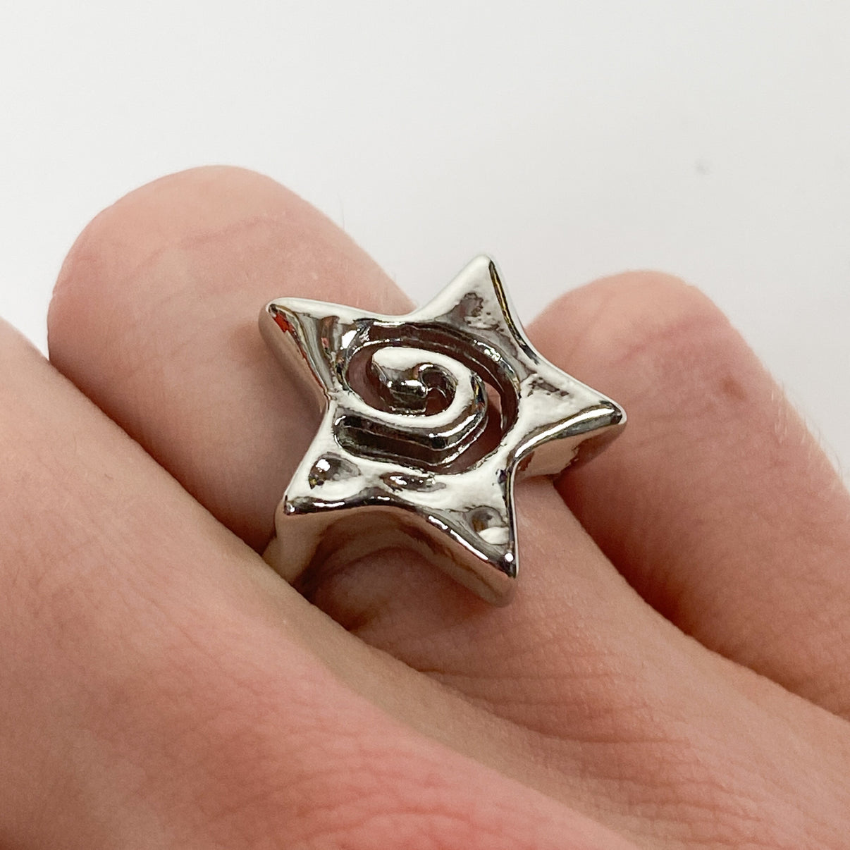 ANILLO LOUD