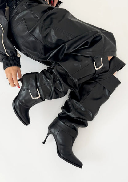 BOTAS COSMOPOLITAN