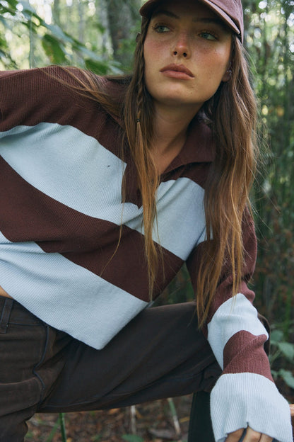 SWEATER CROP BABY BLUE
