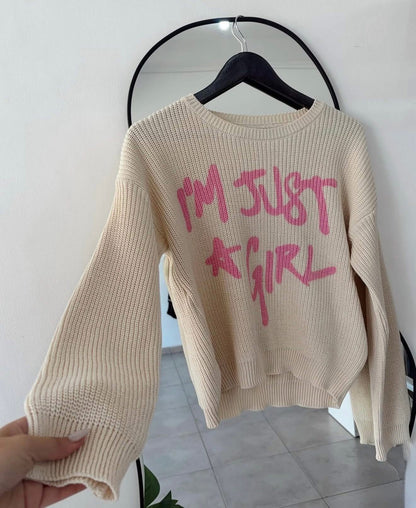 SWEATER GIRL